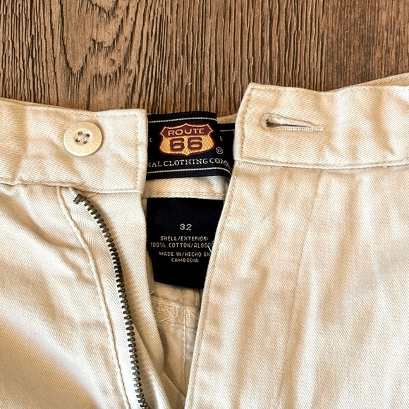 Men’s Route 66 Khaki Shorts - Picture 2 of 4